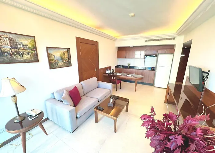 King Suites Hotel